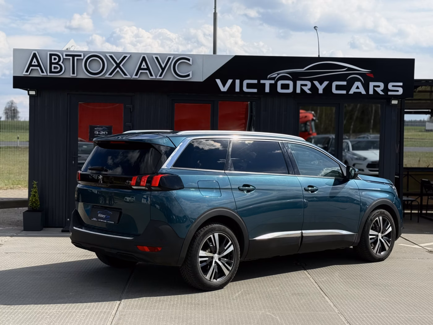 Peugeot 5008 фото 5