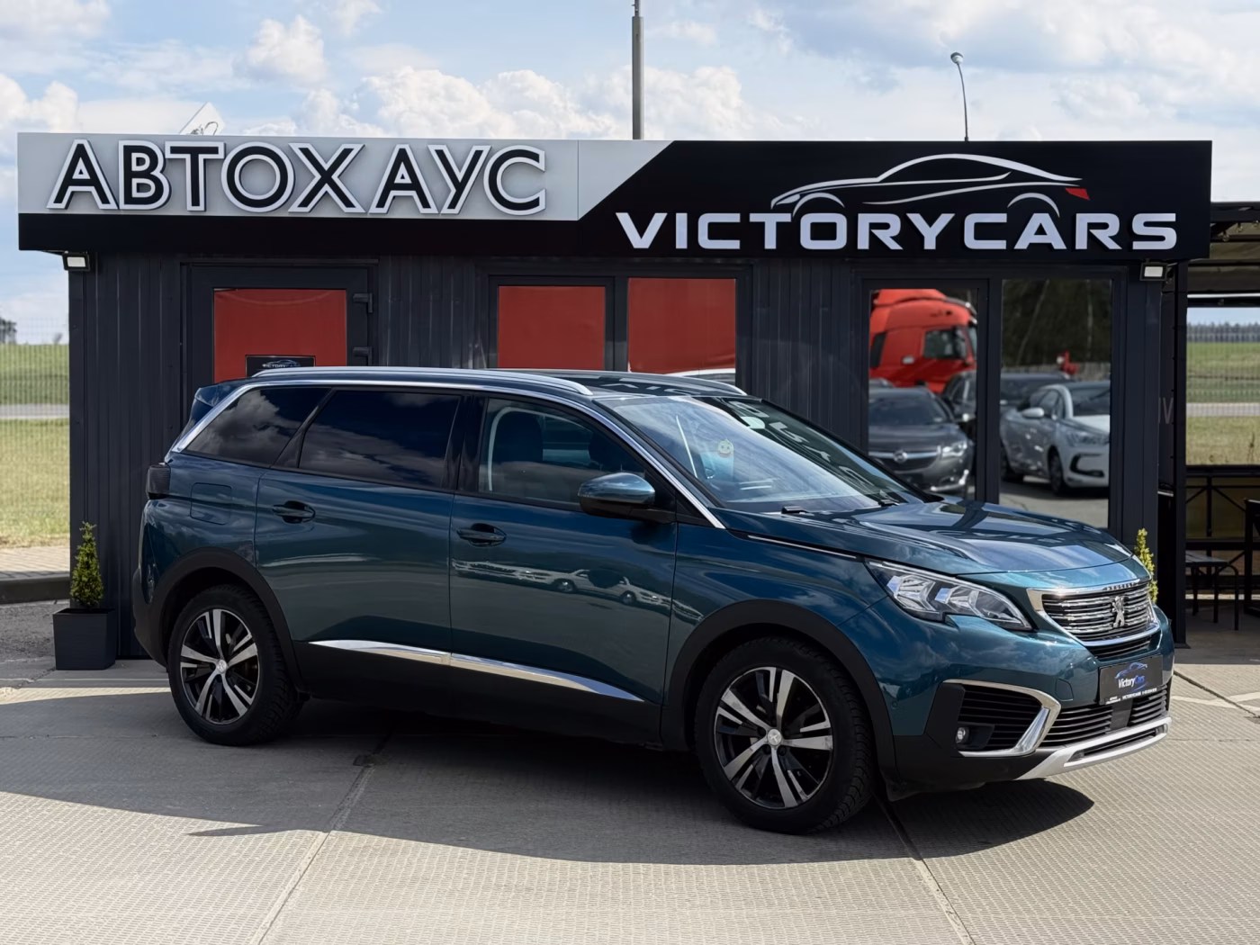 Peugeot 5008 фото 7