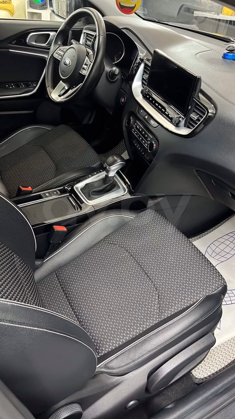 Kia Cee'd фото 2