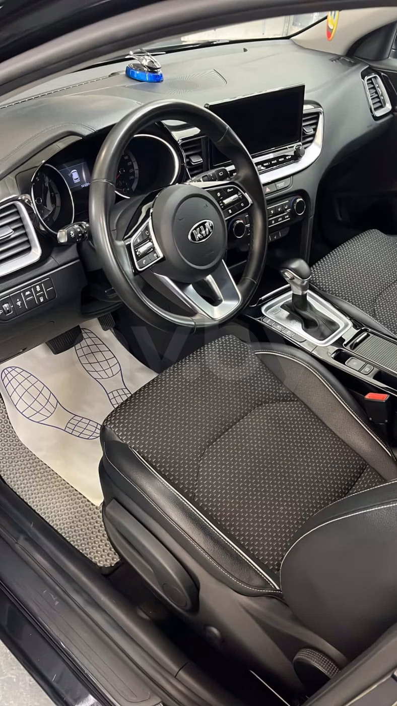 Kia Cee'd фото 9