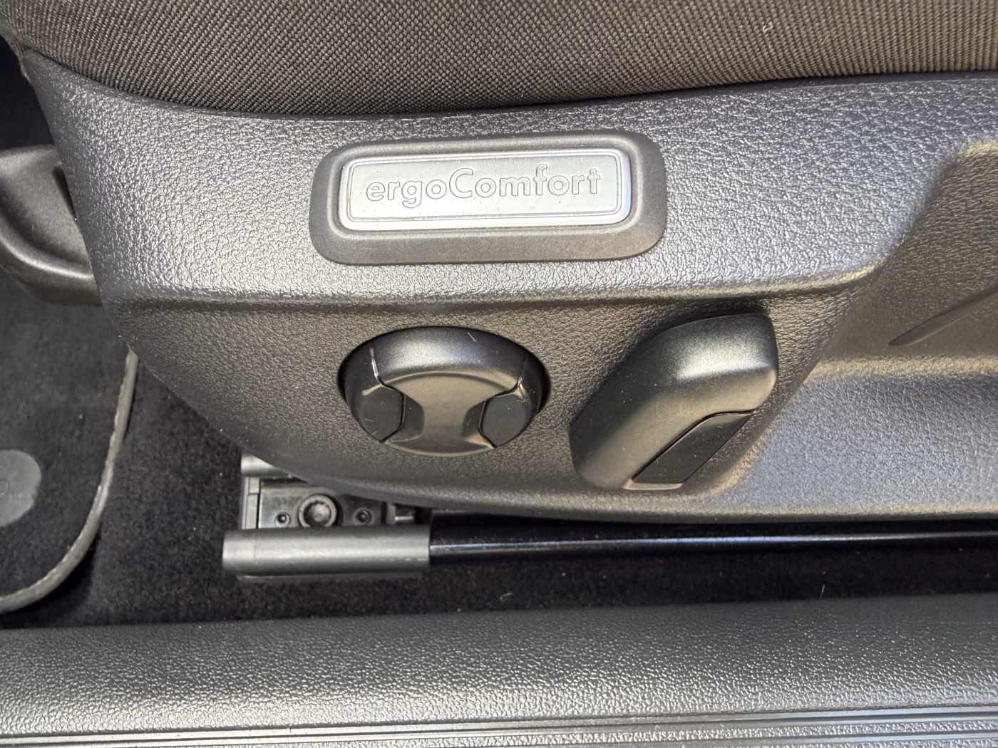 Volkswagen Passat фото 10