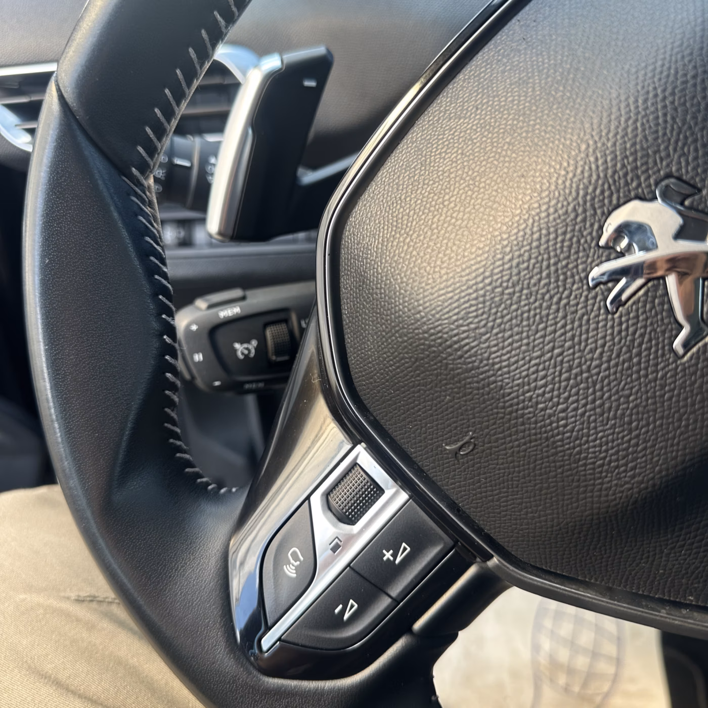 Peugeot 3008 фото 15