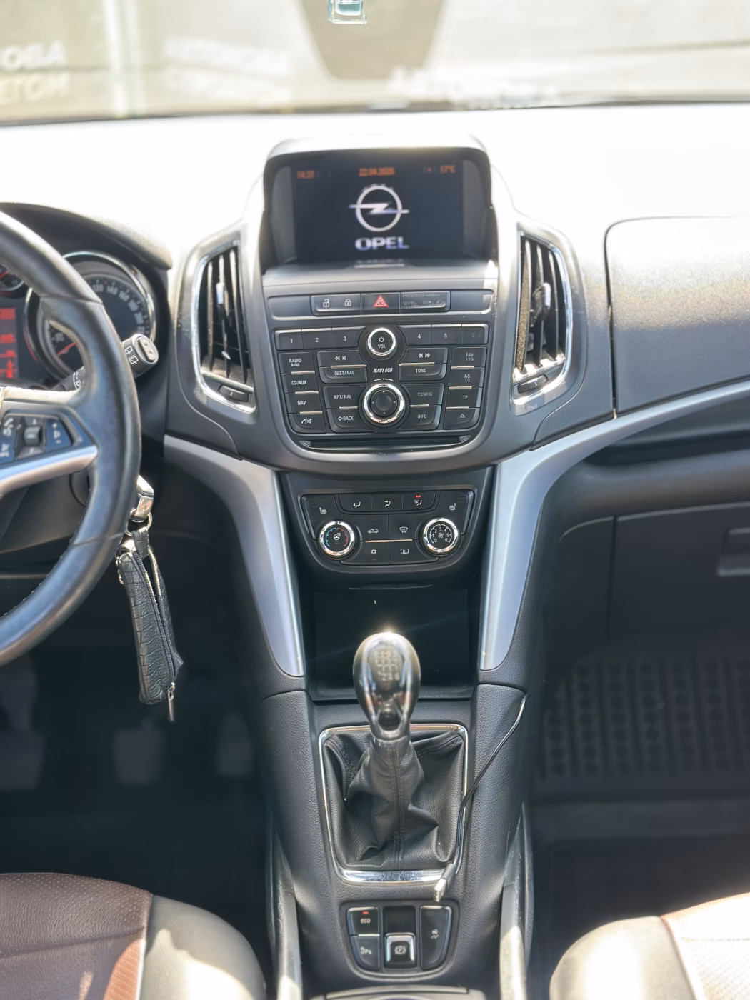 Opel Zafira фото 11
