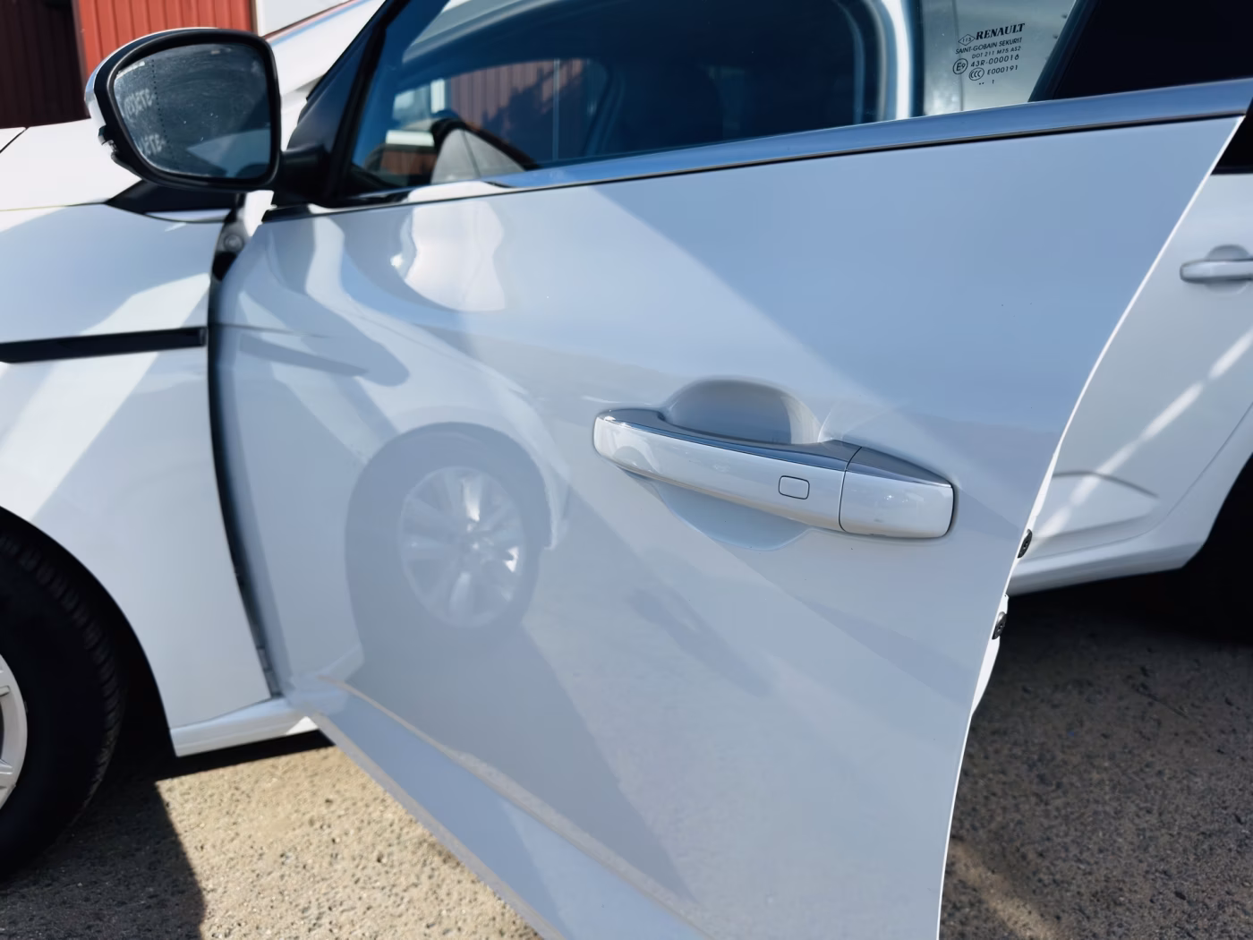 Renault Megane фото 15