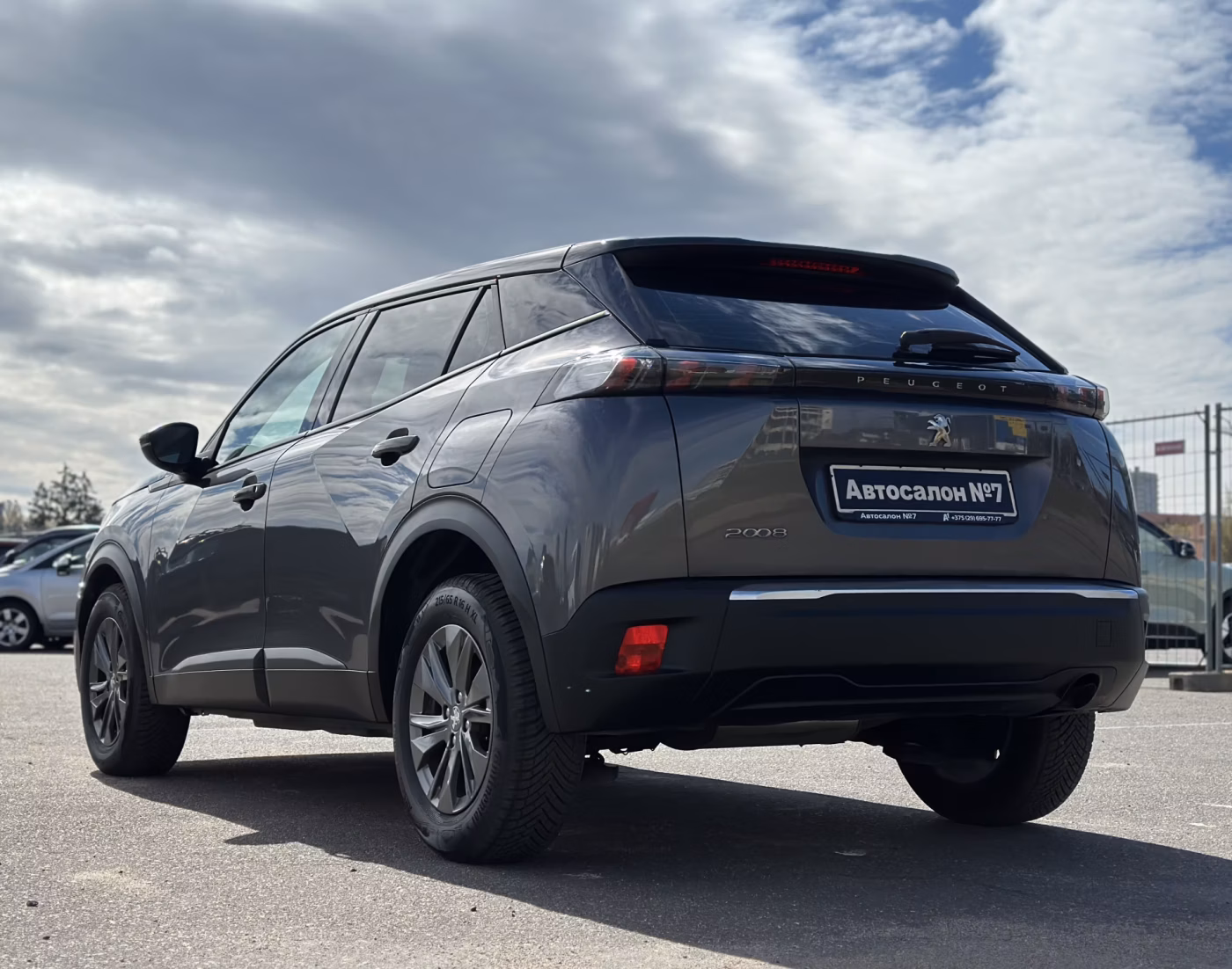 Peugeot 2008 фото 7