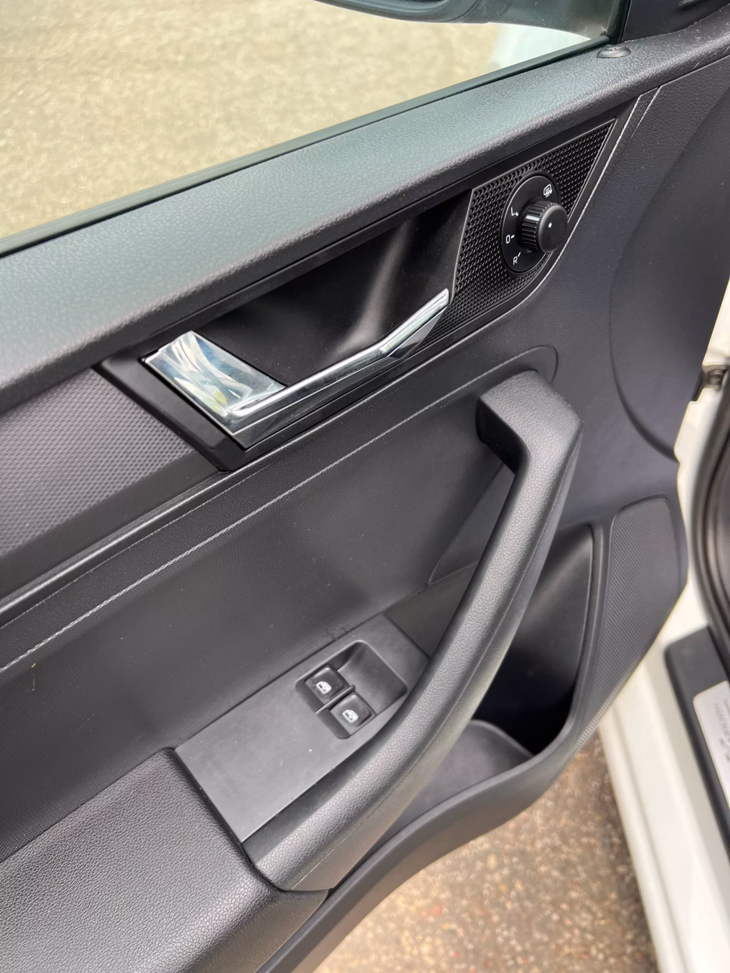 Skoda Rapid фото 9
