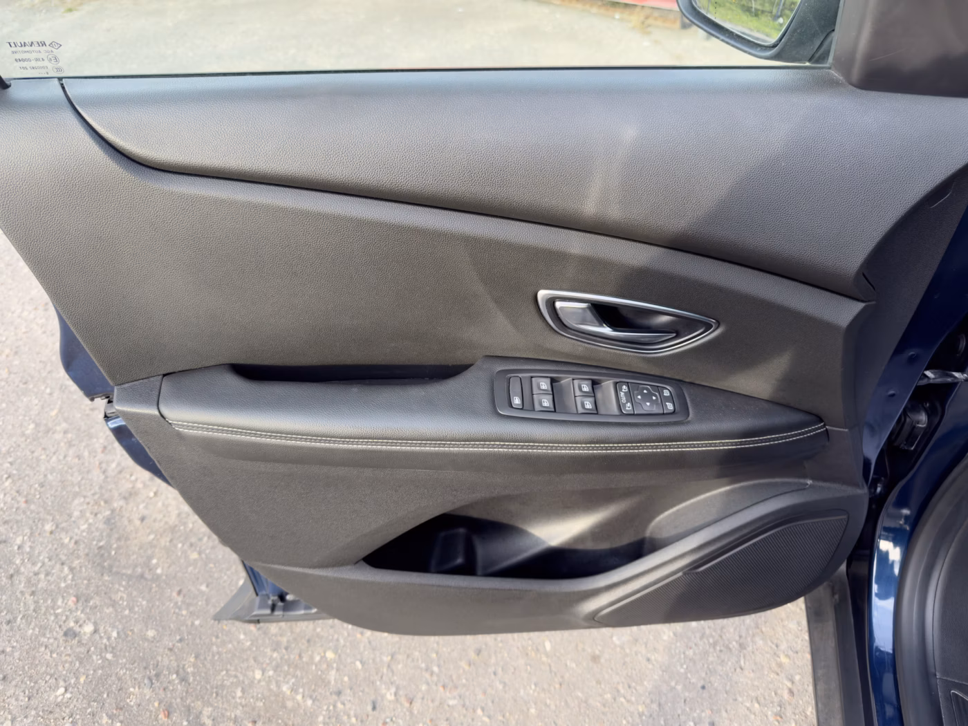 Renault Grand Scenic фото 9