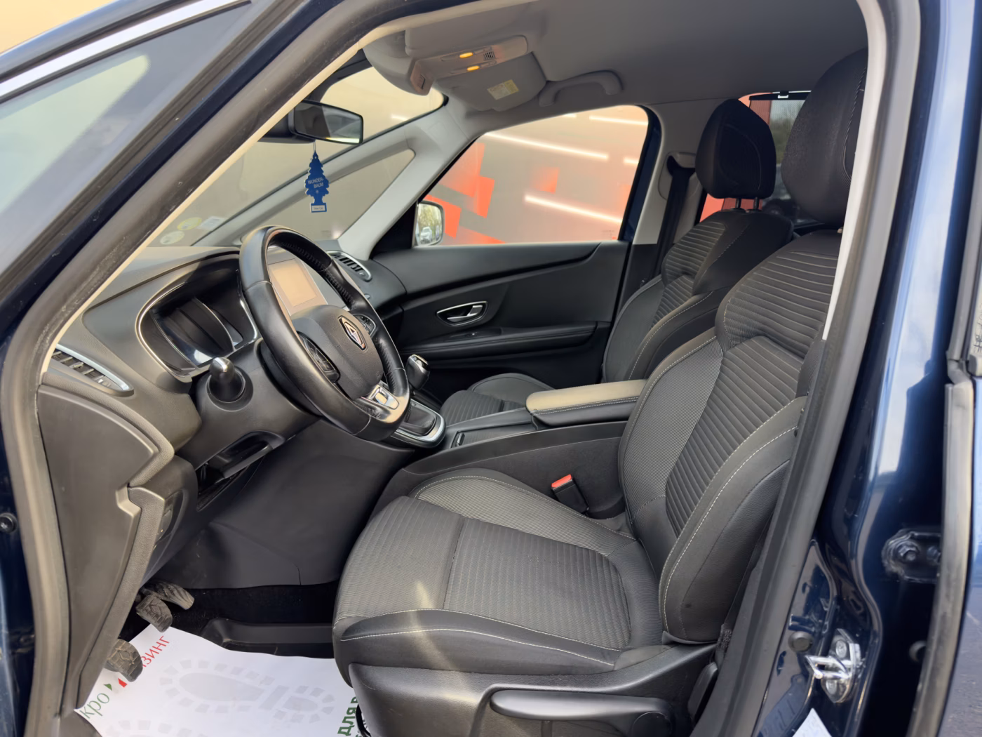 Renault Grand Scenic фото 10
