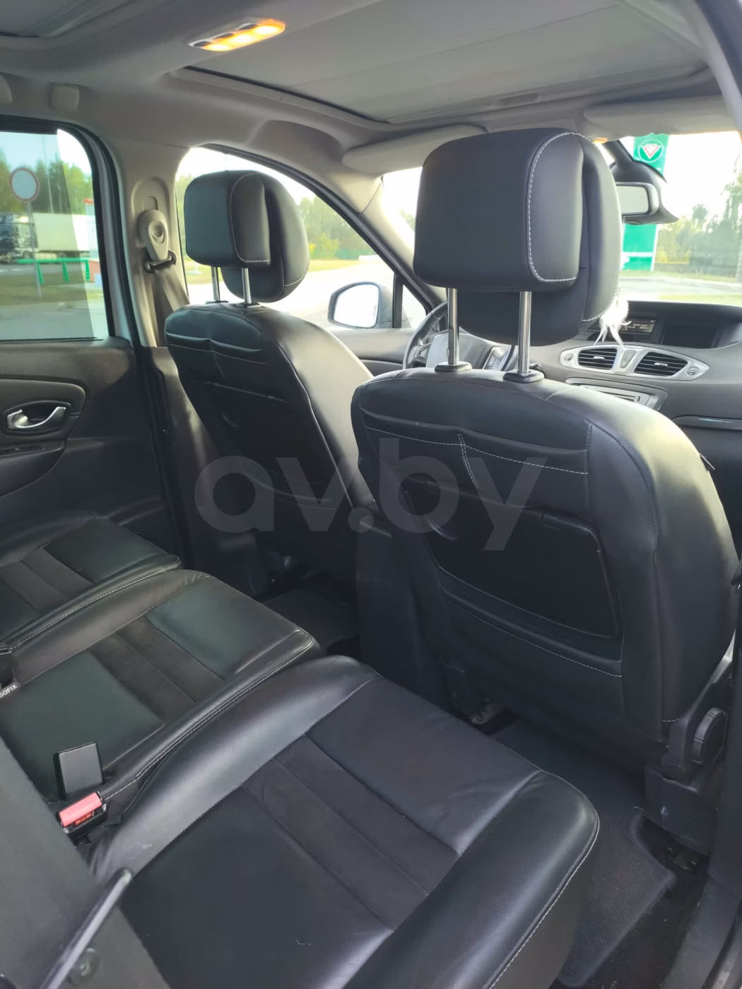 Renault Scenic фото 11
