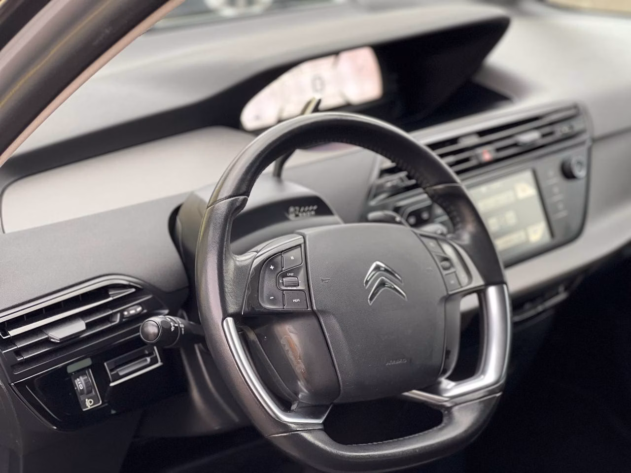 Citroen C4 Grand Picasso фото 11