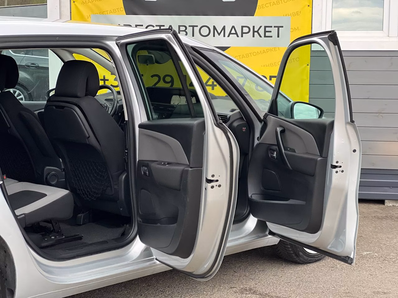 Citroen C4 Grand Picasso фото 17