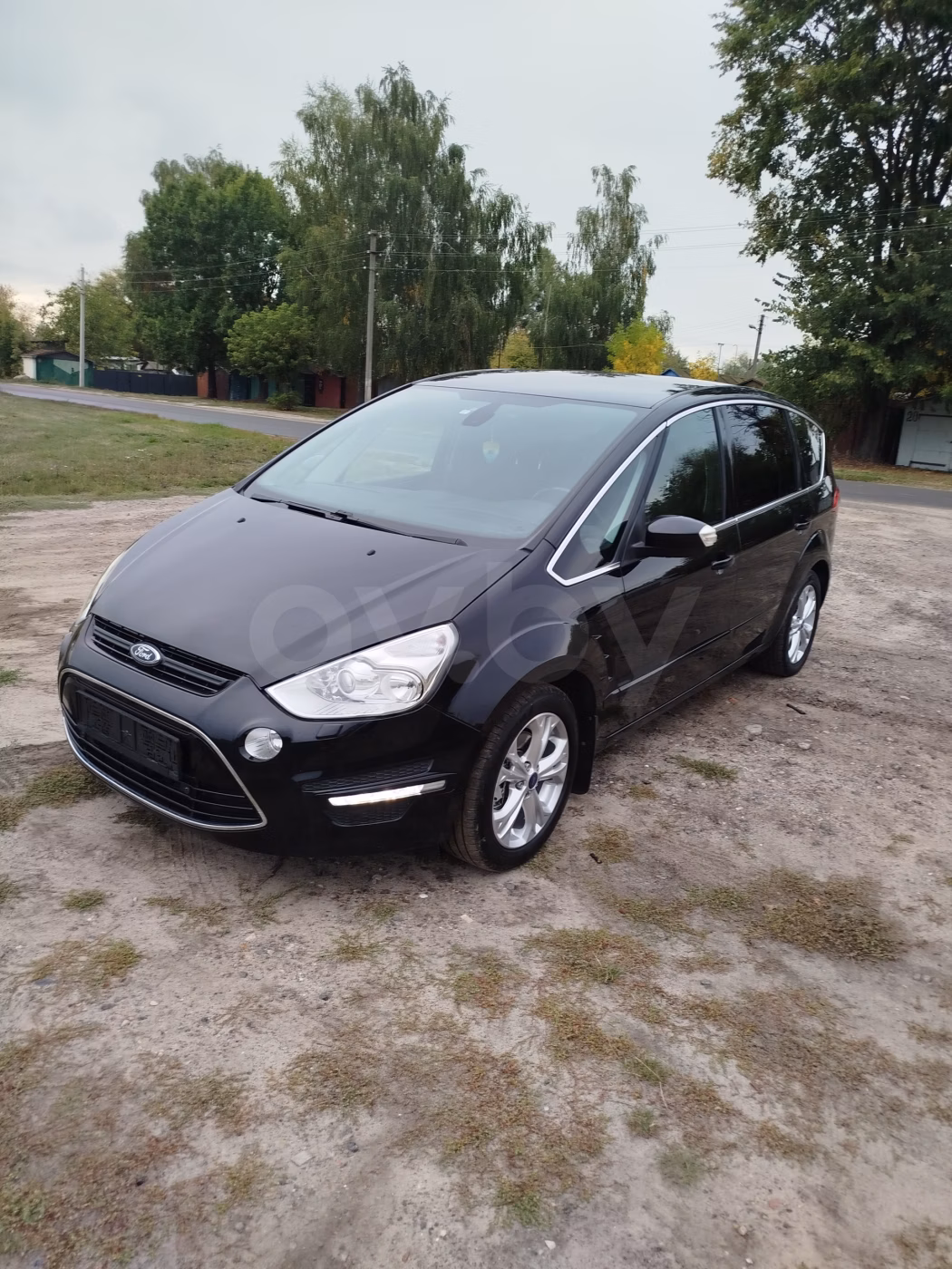 Ford S-MAX фото 2