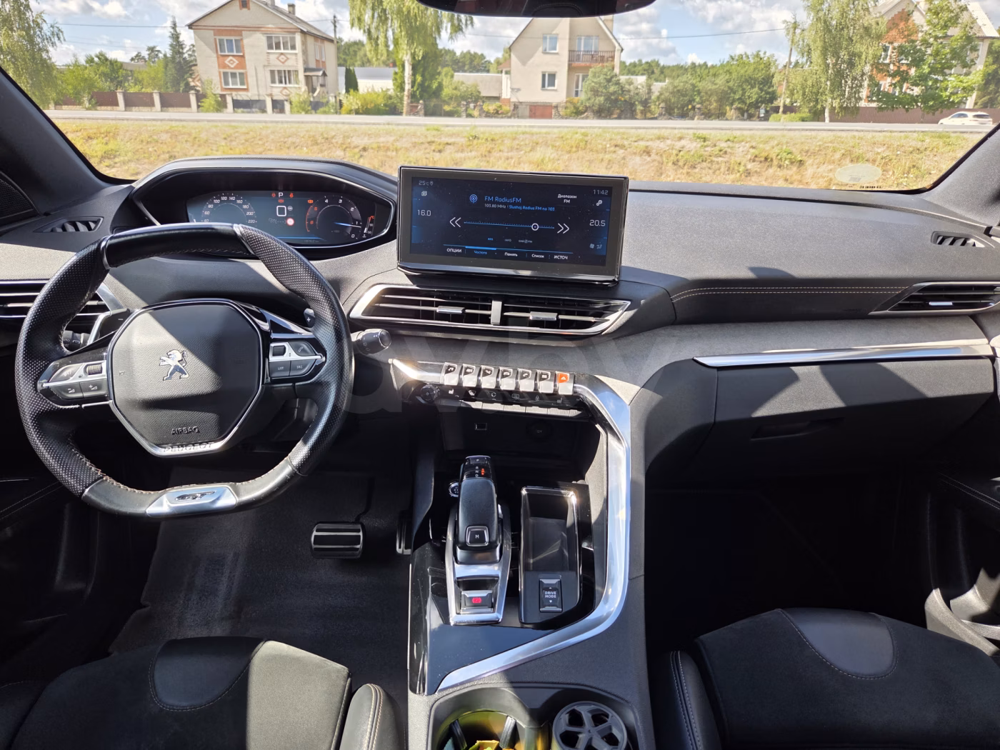Peugeot 5008 фото 13