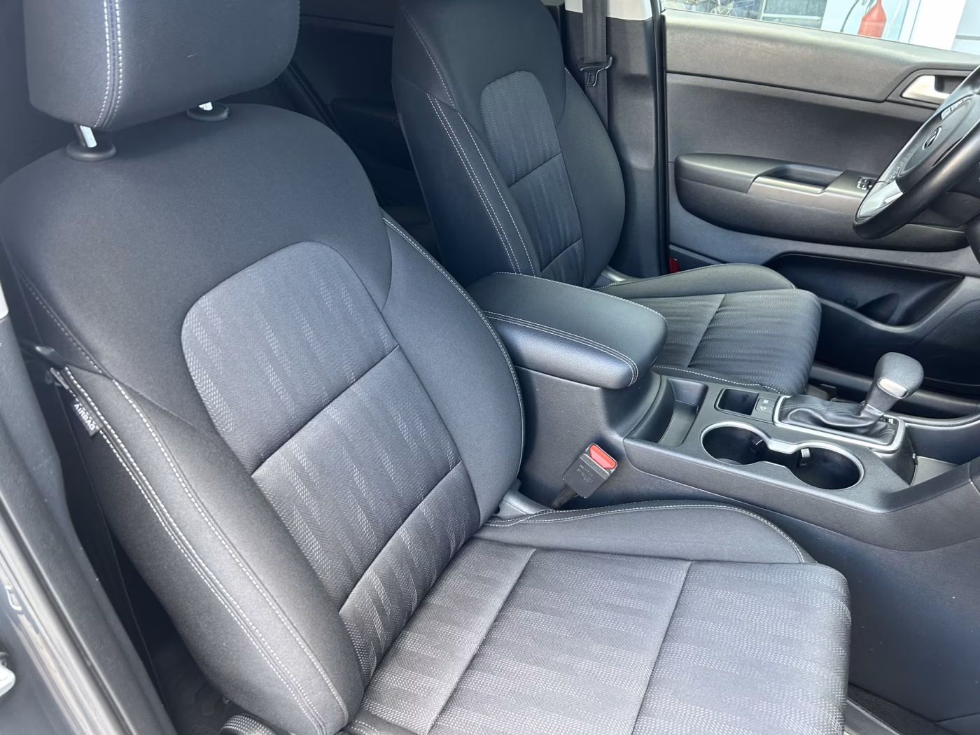 Kia Sportage фото 12