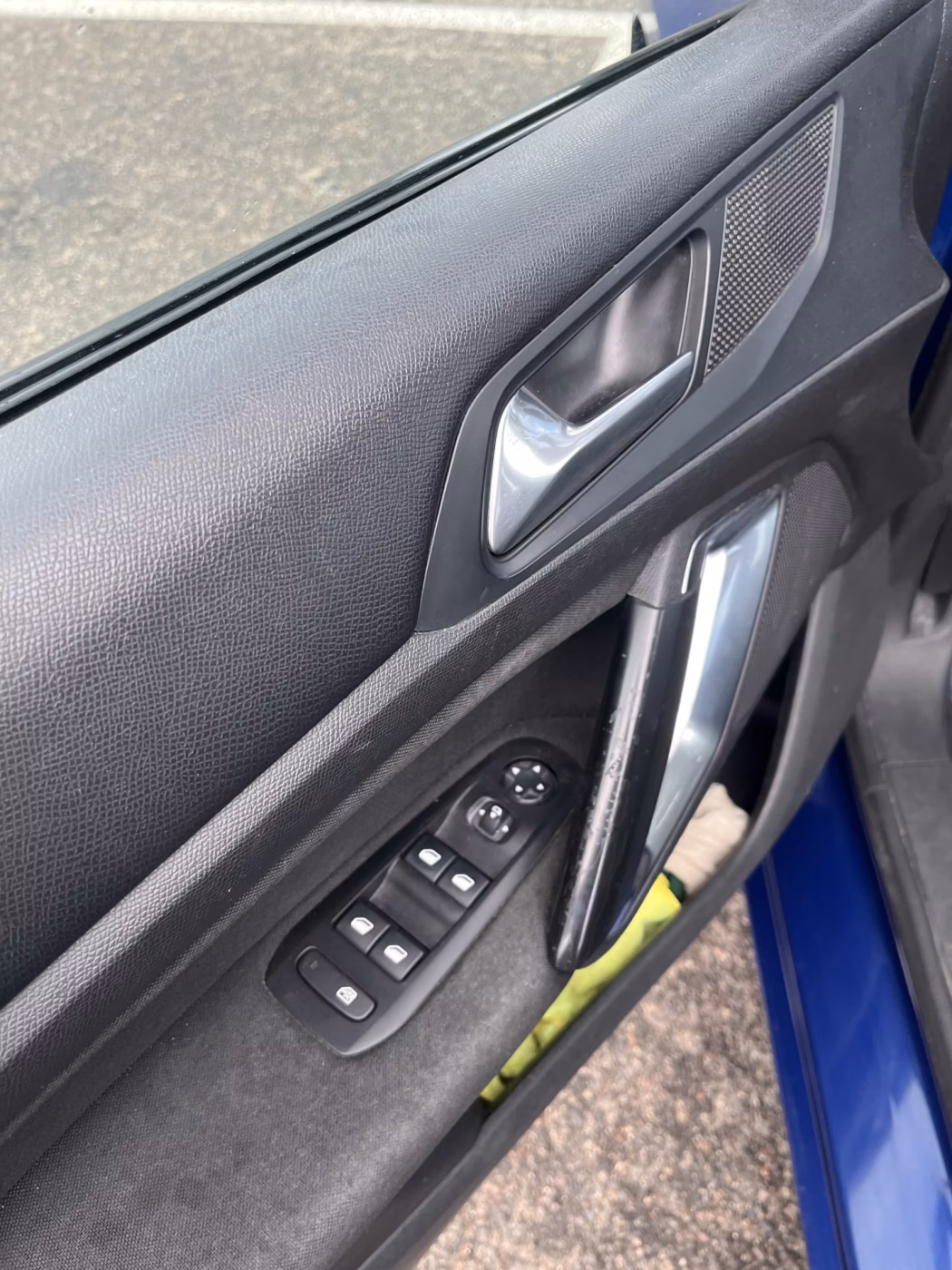 Peugeot 308 фото 14