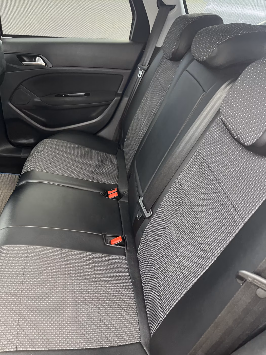 Peugeot 308 фото 17