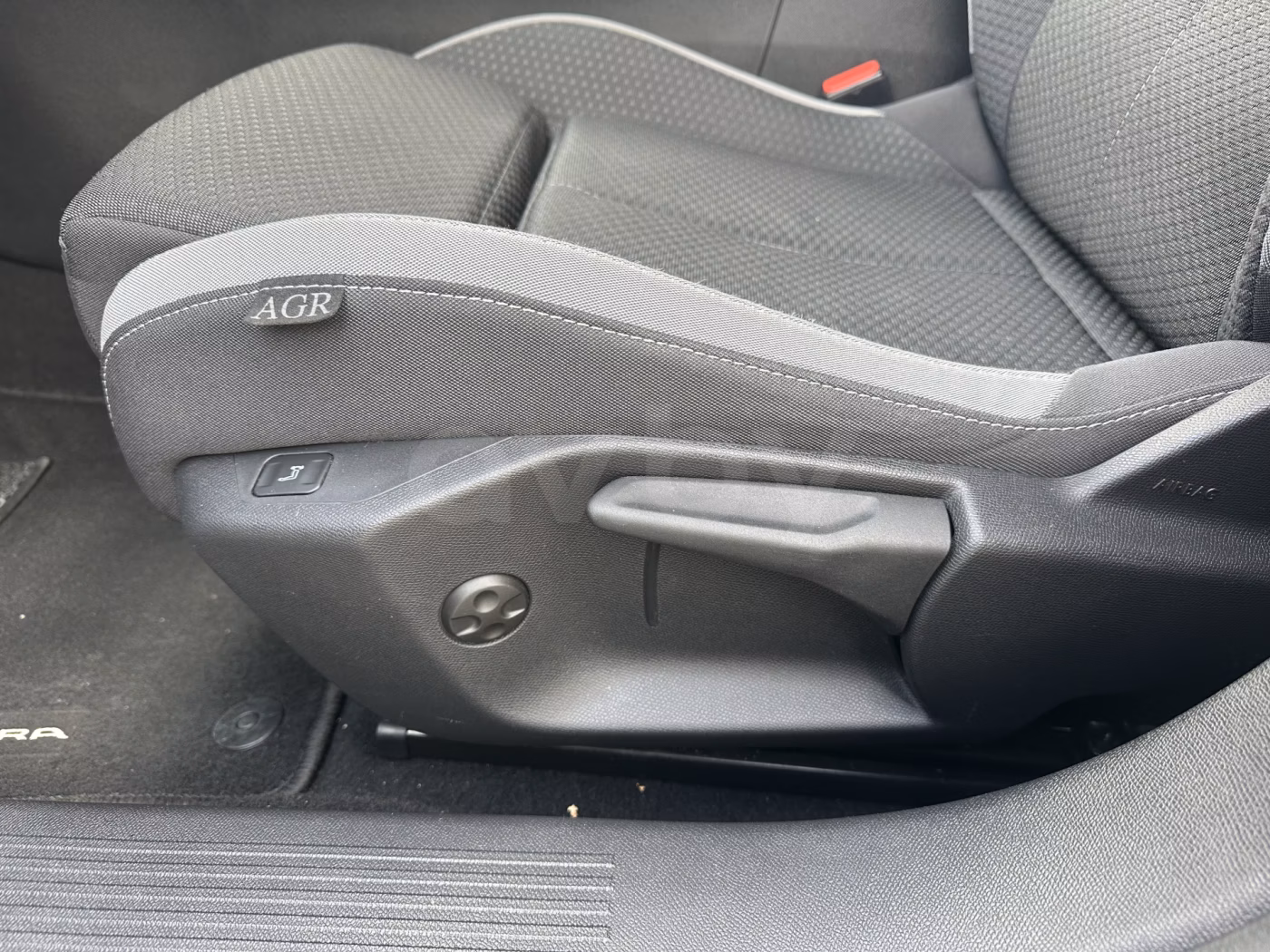 Opel Astra фото 11