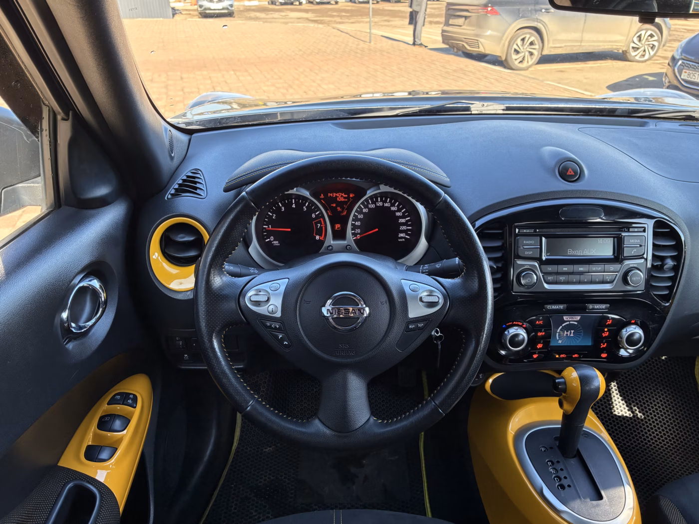 Nissan Juke фото 14