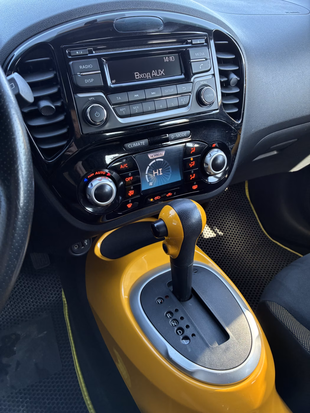 Nissan Juke фото 18