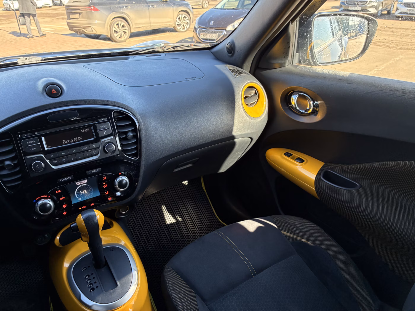 Nissan Juke фото 19