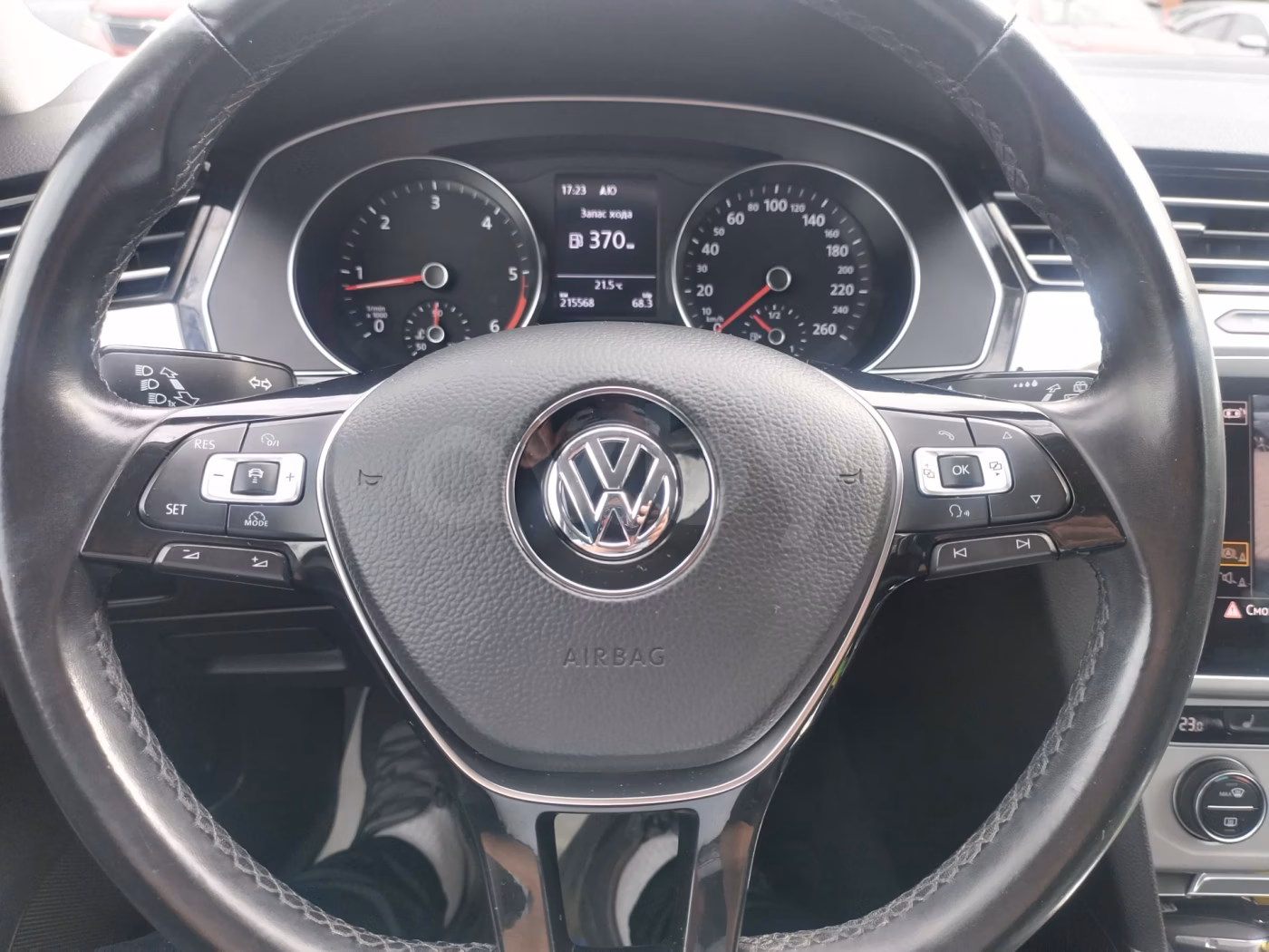 Volkswagen Passat фото 9