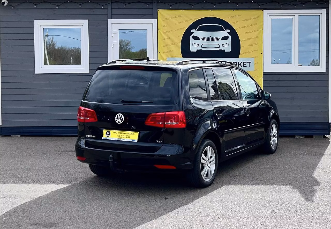 Volkswagen Touran фото 8