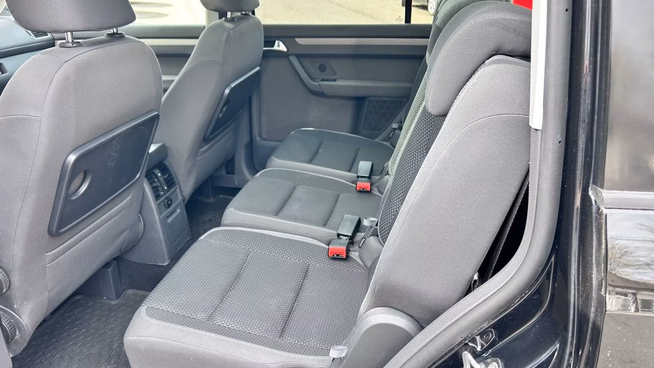 Volkswagen Touran фото 14