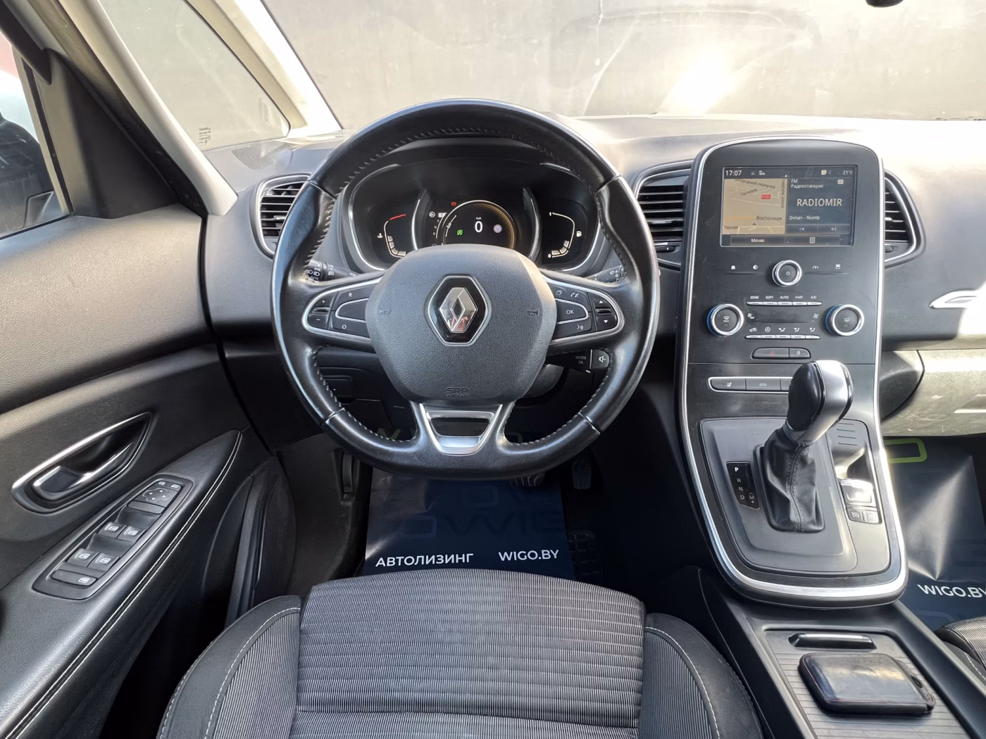Renault Grand Scenic фото 15
