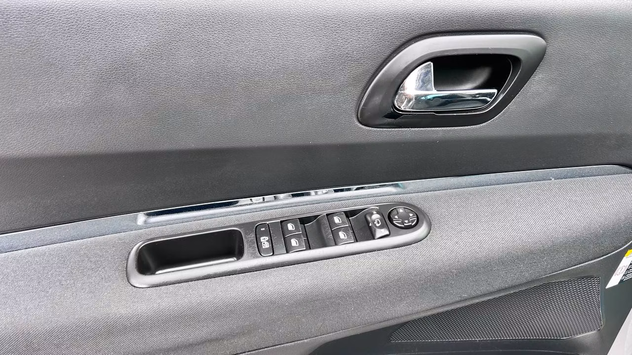 Peugeot 3008 фото 9