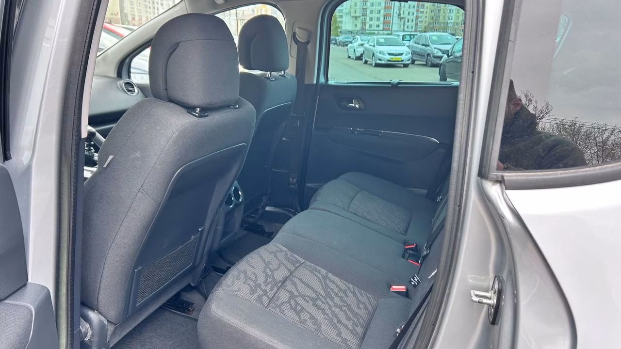 Peugeot 3008 фото 16