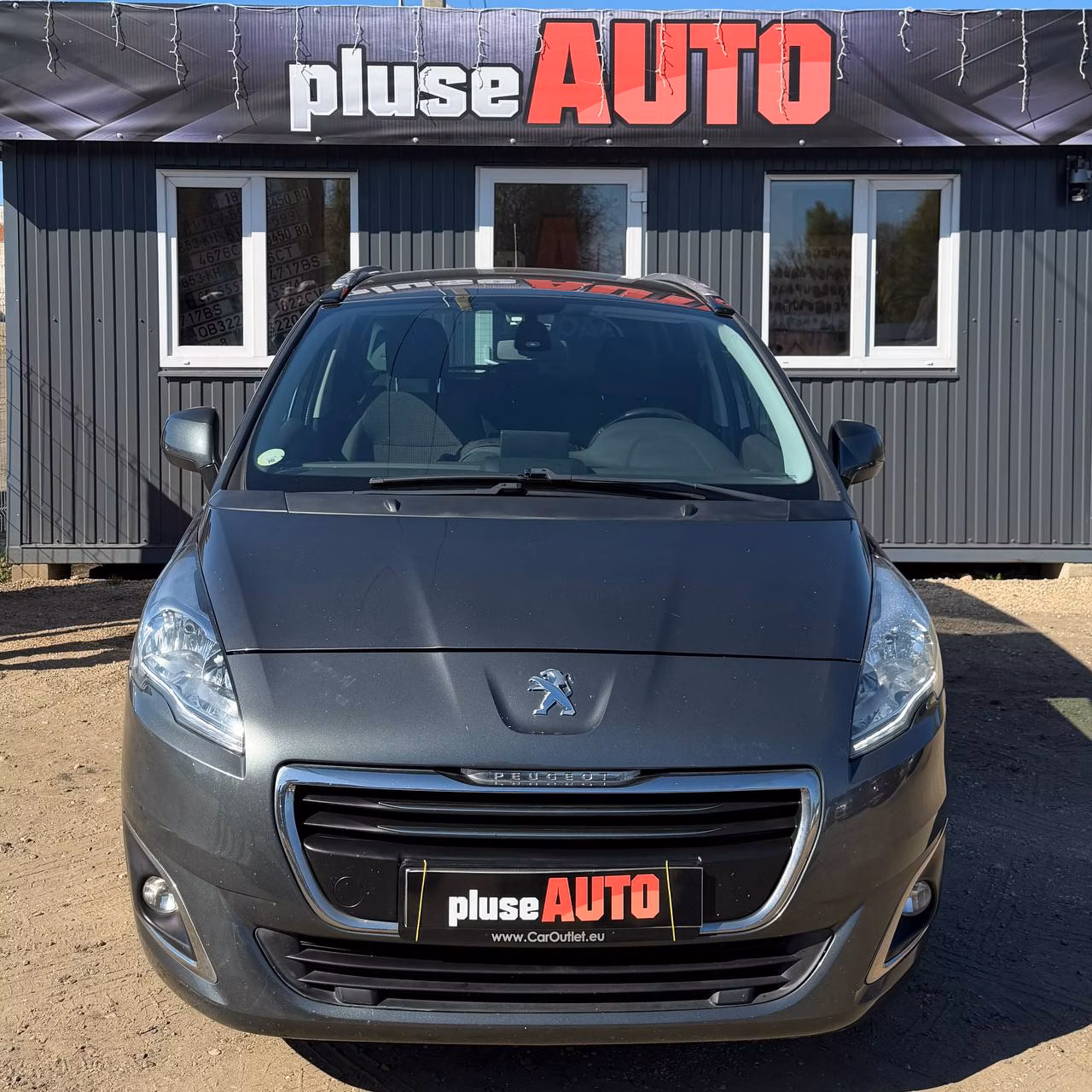 Peugeot 5008 фото 2