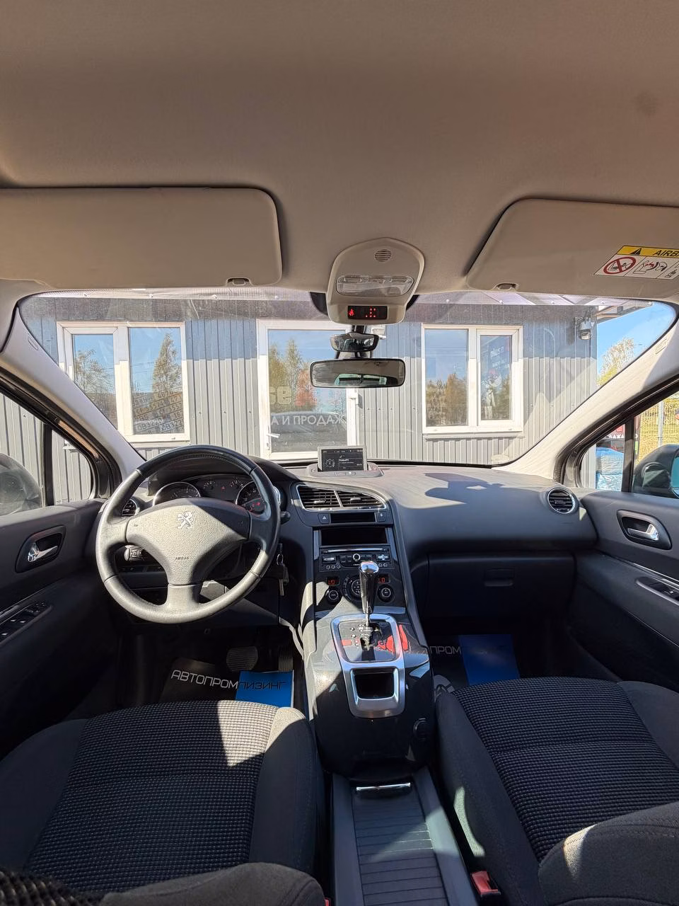 Peugeot 5008 фото 7