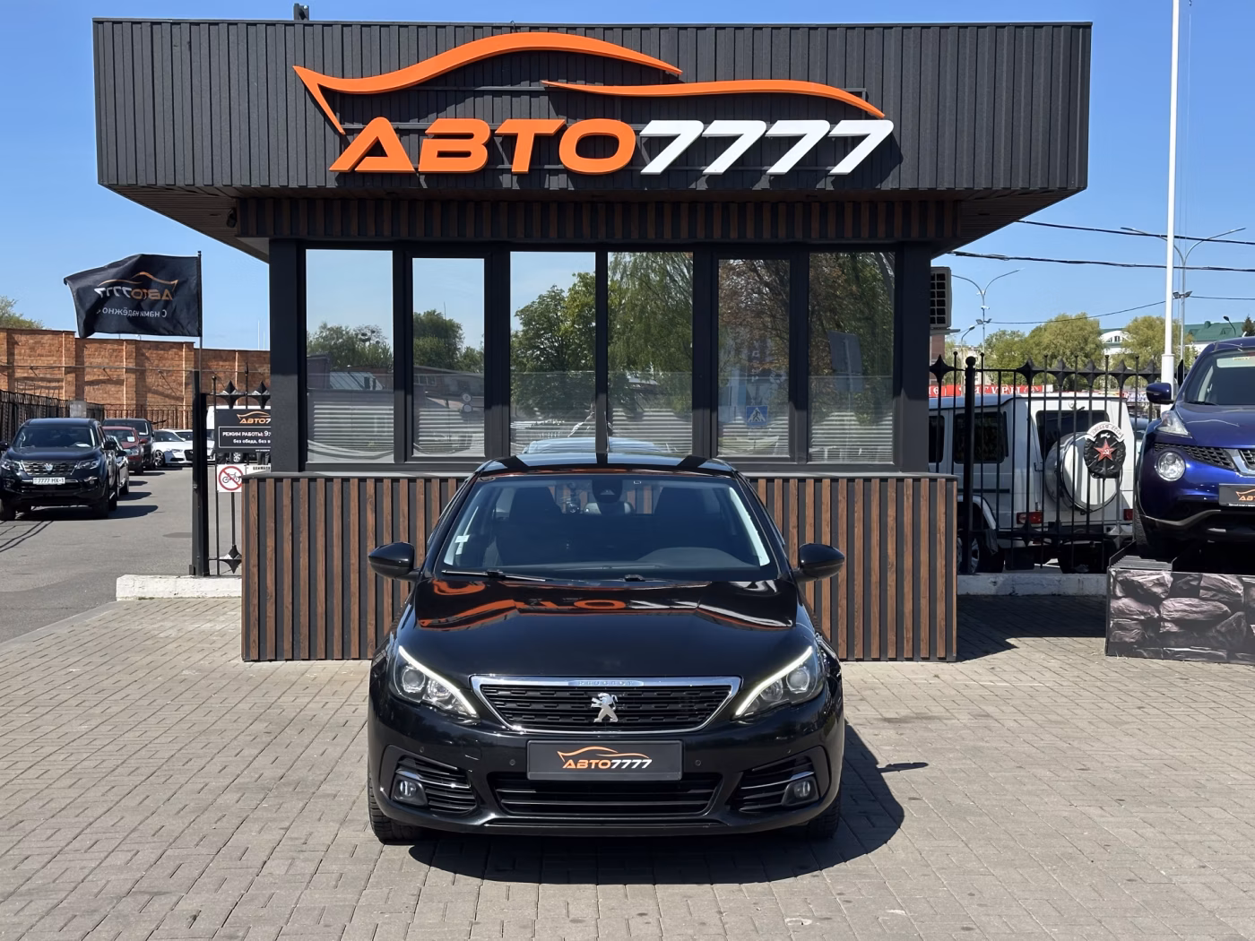 Peugeot 308 фото 6