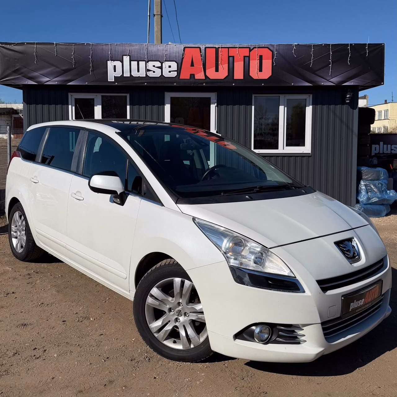 Peugeot 5008 фото 2