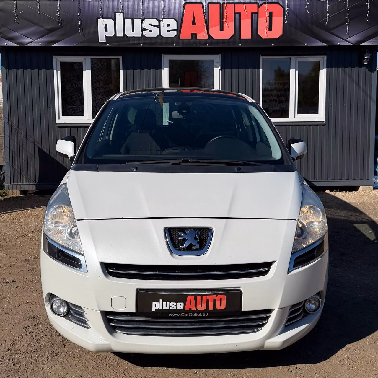 Peugeot 5008 фото 3