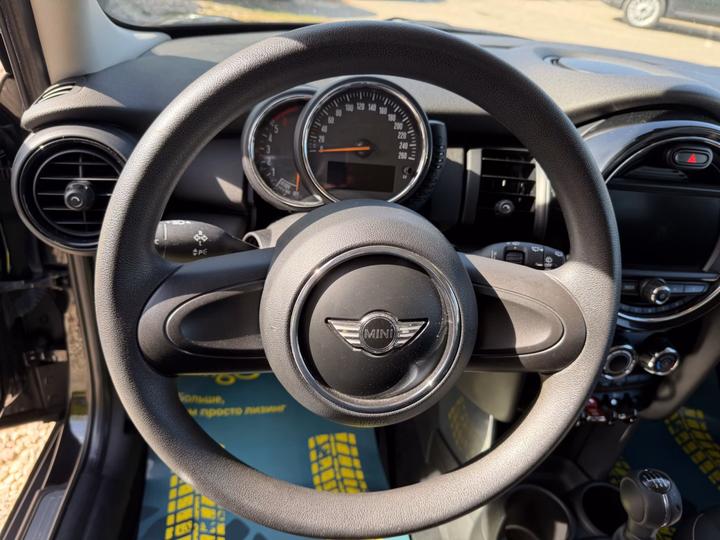 MINI Hatch фото 17