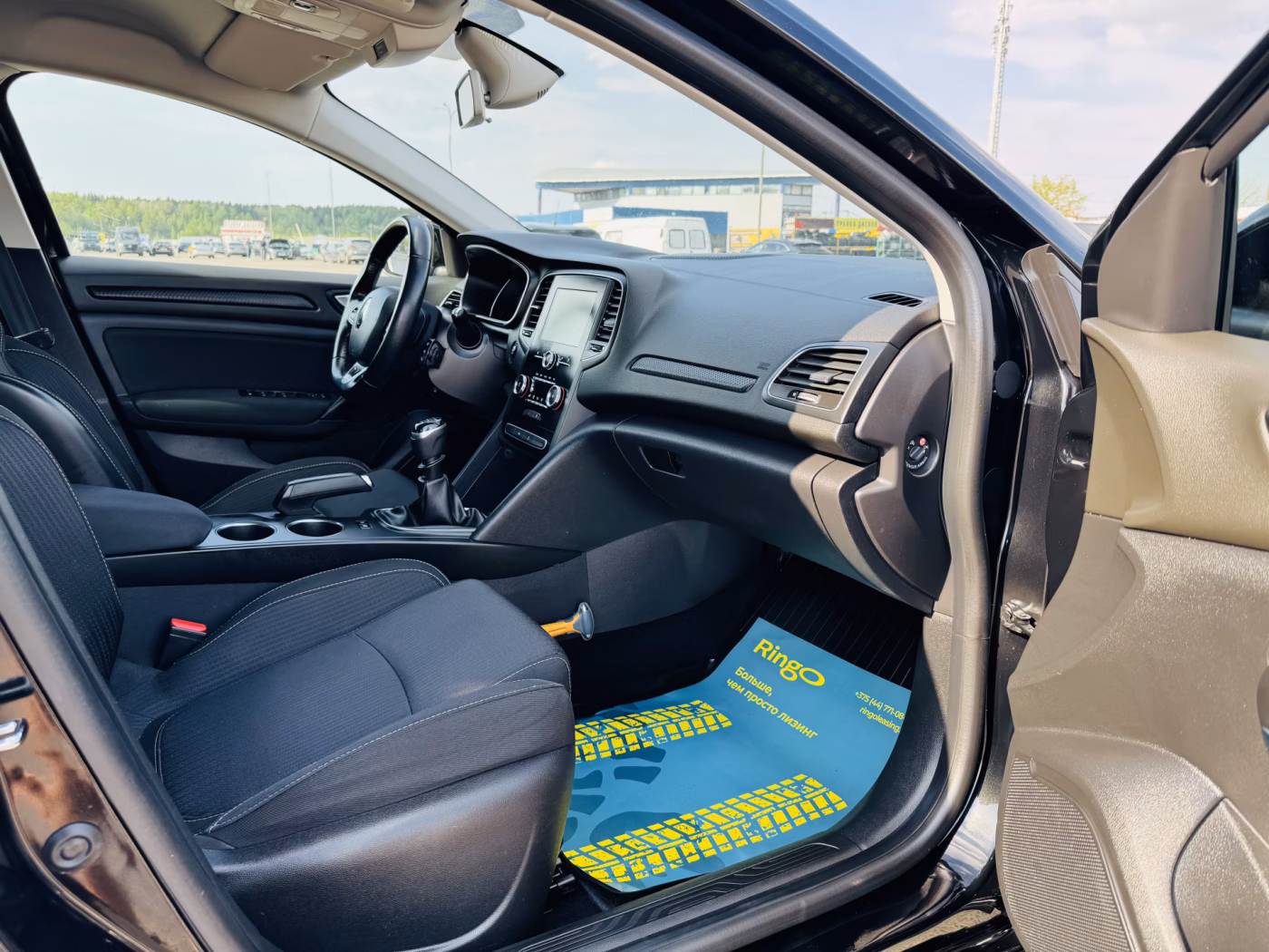 Renault Megane фото 8
