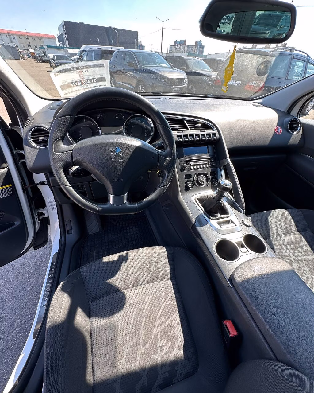 Peugeot 3008 фото 12