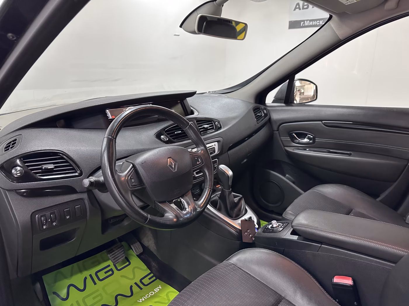 Renault Scenic фото 7
