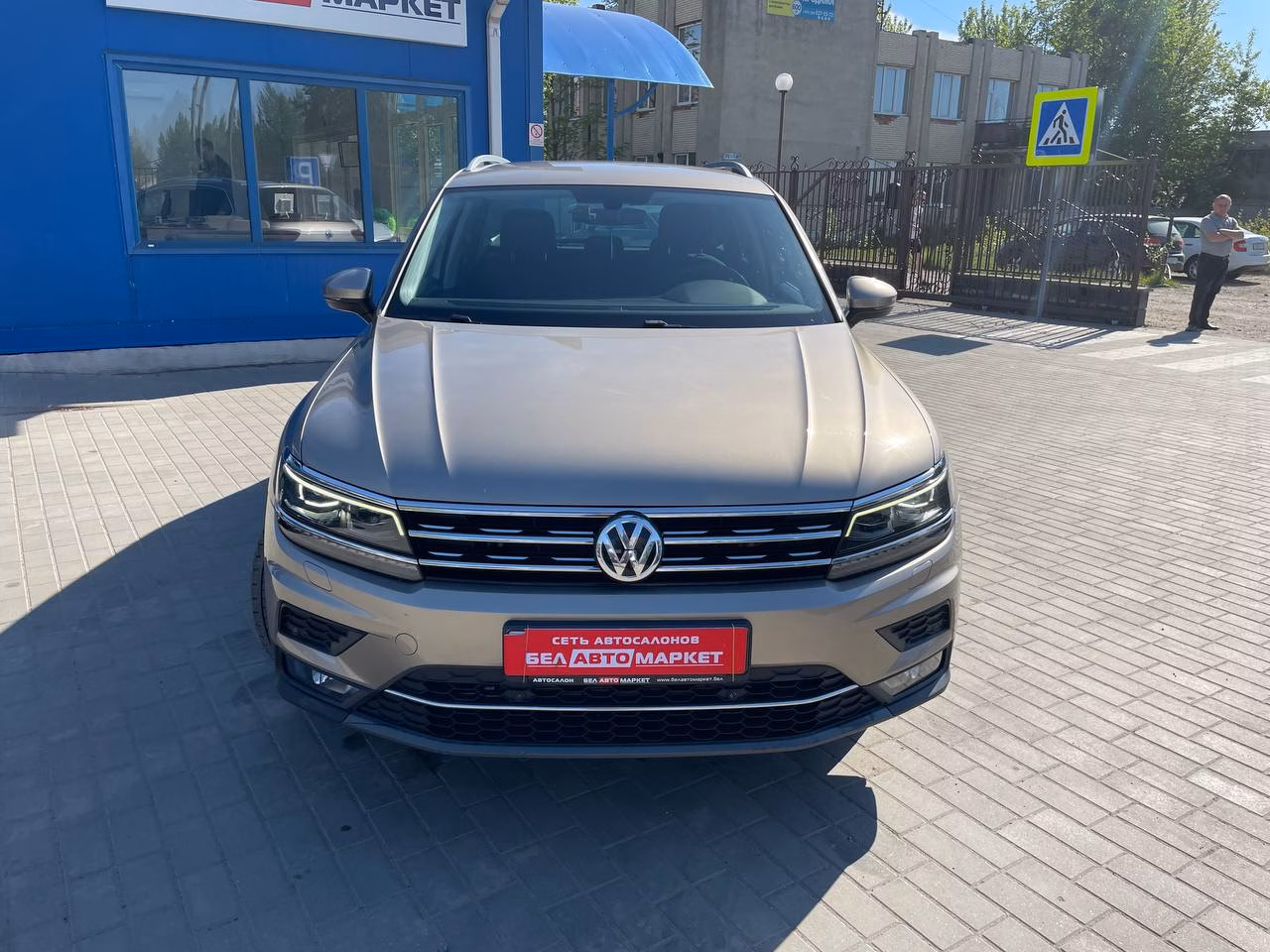 Volkswagen Tiguan фото 2