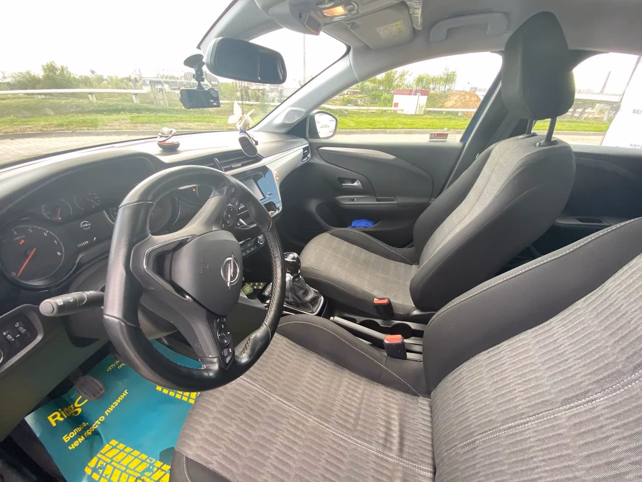 Opel Corsa фото 9