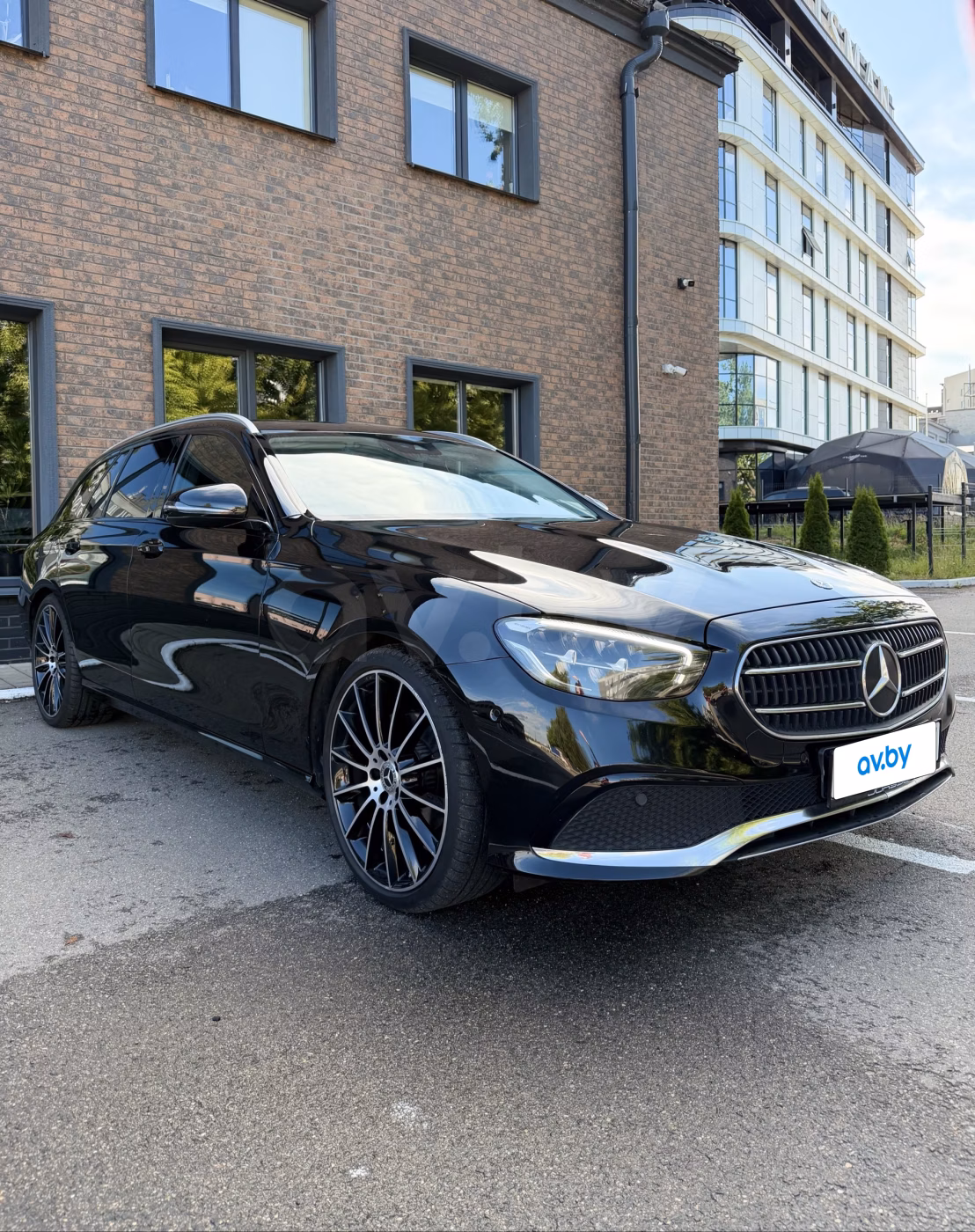 Mercedes-Benz E-Класс фото 2