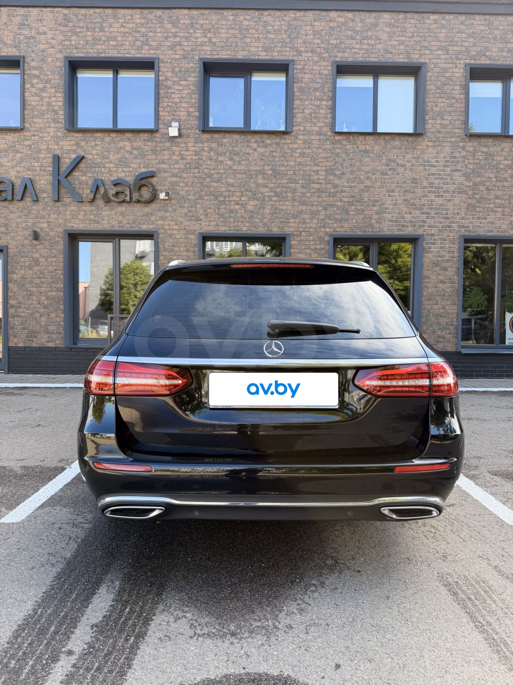 Mercedes-Benz E-Класс фото 7