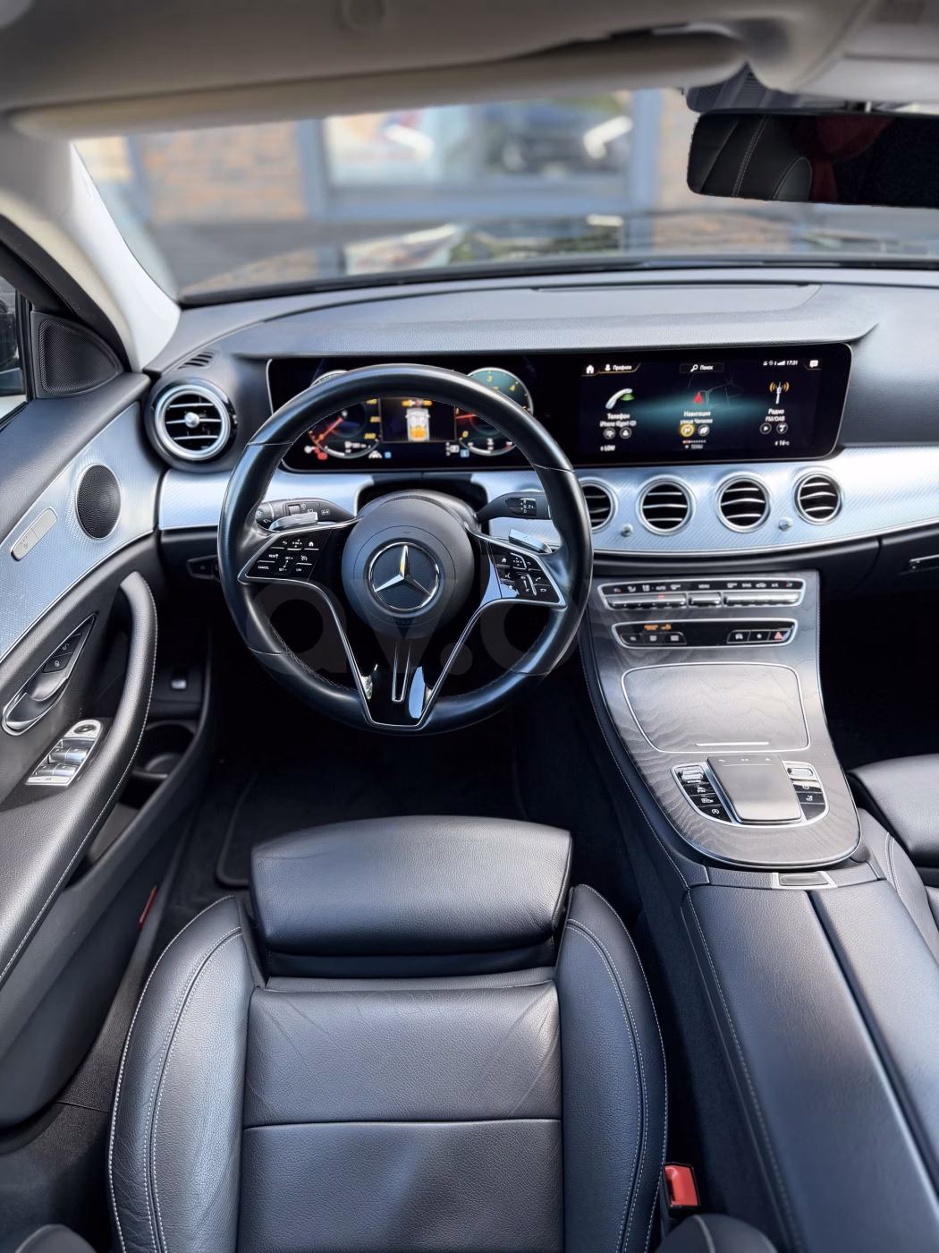 Mercedes-Benz E-Класс фото 9