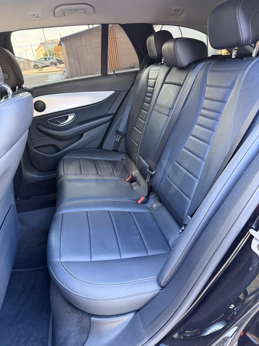 Mercedes-Benz E-Класс фото 13