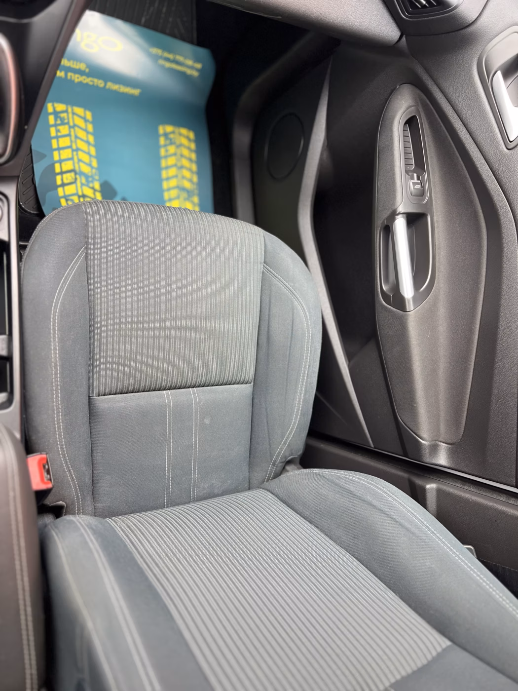 Ford C-MAX фото 20