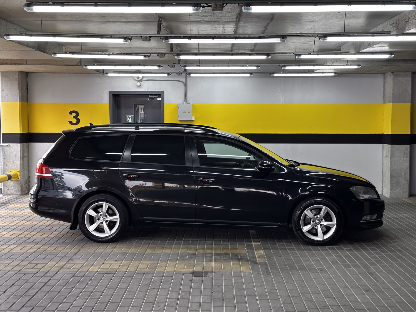 Volkswagen Passat фото 8