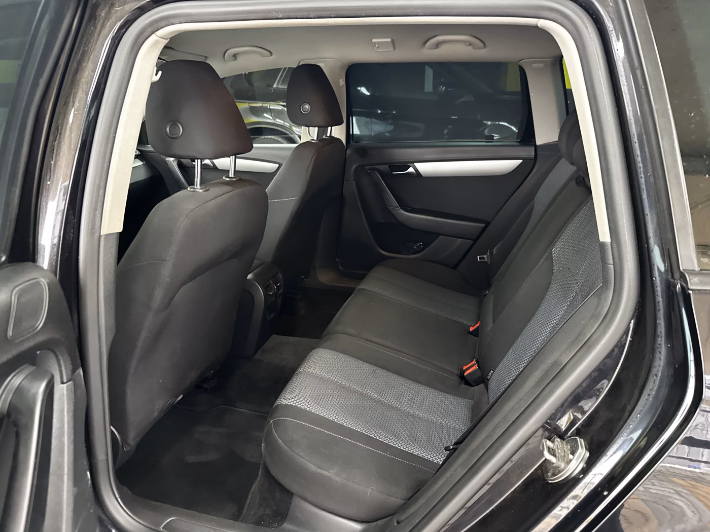 Volkswagen Passat фото 16