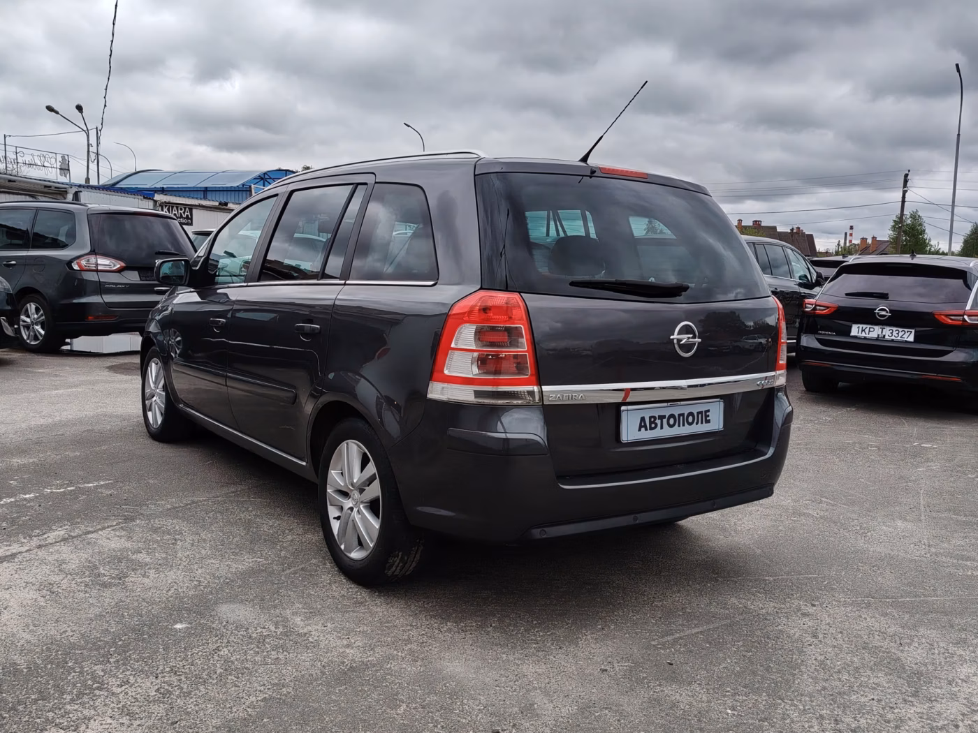 Opel Zafira фото 5
