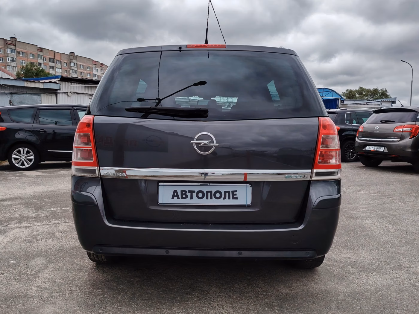 Opel Zafira фото 6